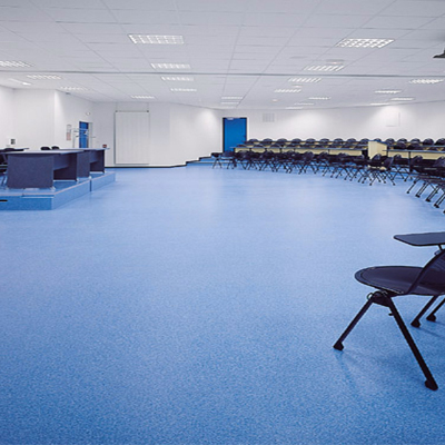 郑州橡胶地板在使用时可以搭配哪些辅材